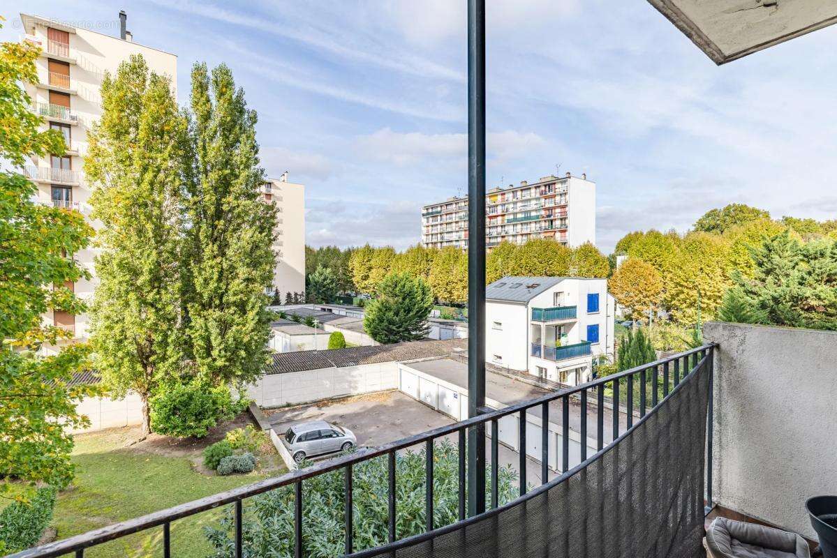 Appartement à EPINAY-SUR-SEINE