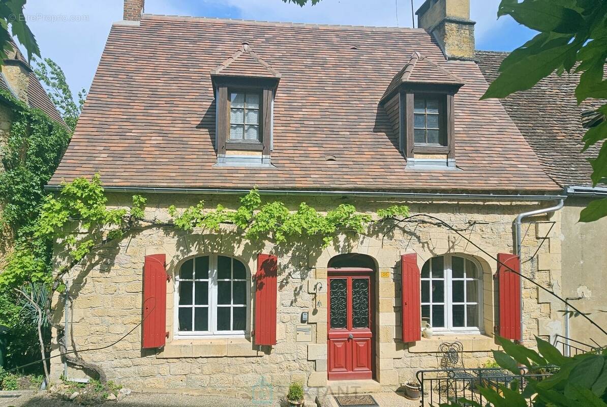 Maison à DOMME