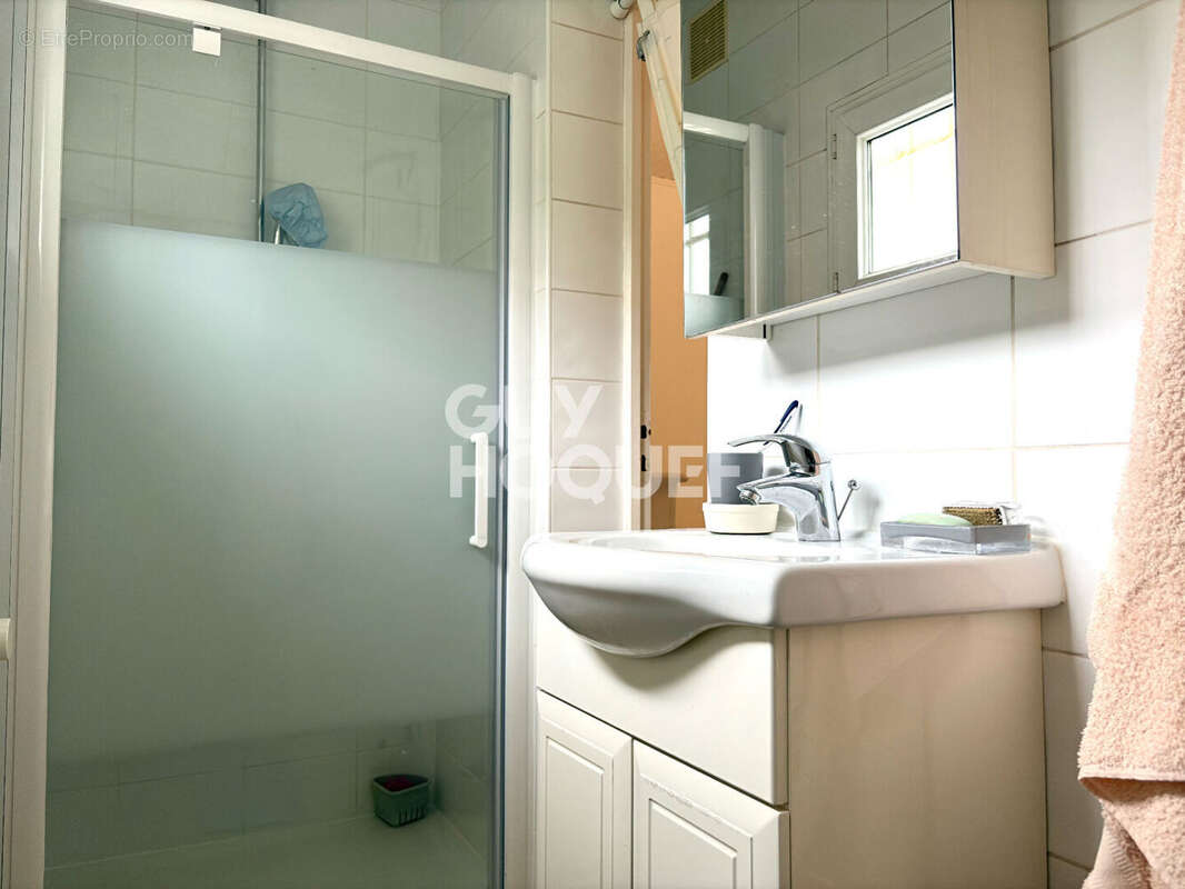 Maison à SAINTRY-SUR-SEINE