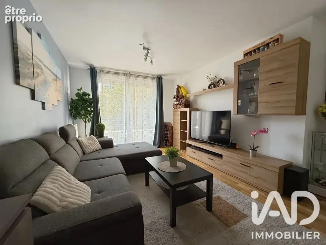 Photo 1 - Appartement à VILLENEUVE-LA-GARENNE