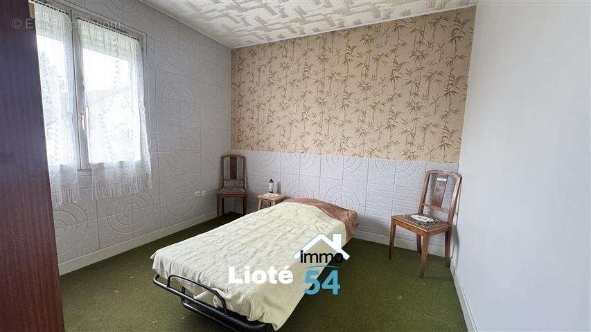 Maison à SAINT-REMIMONT