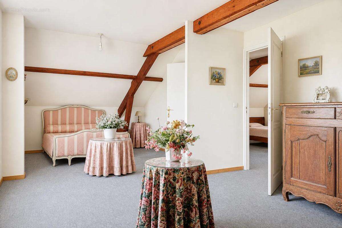 Maison 6 pièces 123 m² avec jardin à Bléré - photo 2