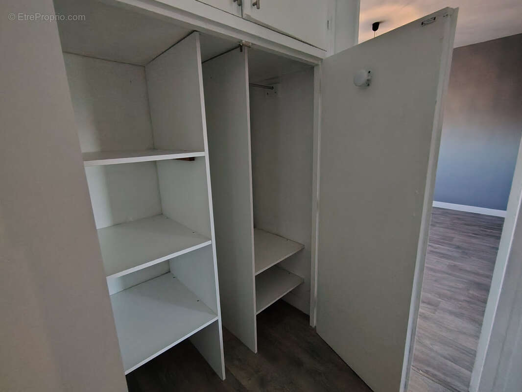 Appartement à MONDEVILLE