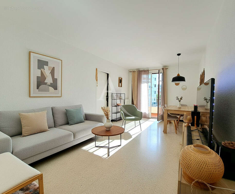 Appartement à CAGNES-SUR-MER