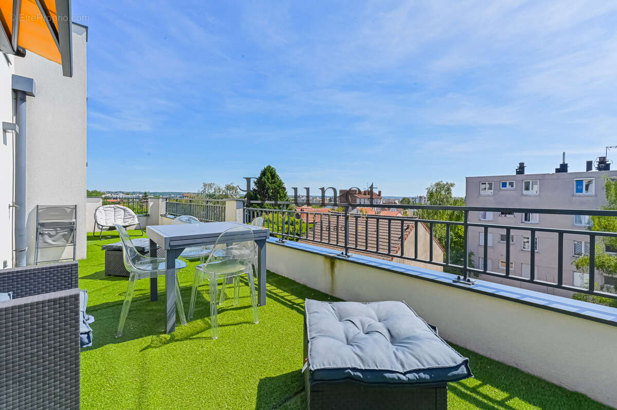 Appartement à SAINT-MAUR-DES-FOSSES