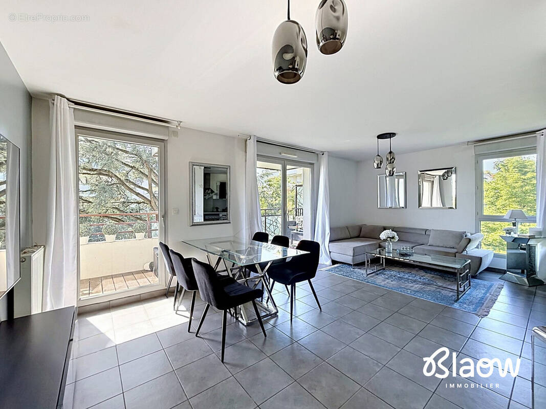 Appartement à DECINES-CHARPIEU