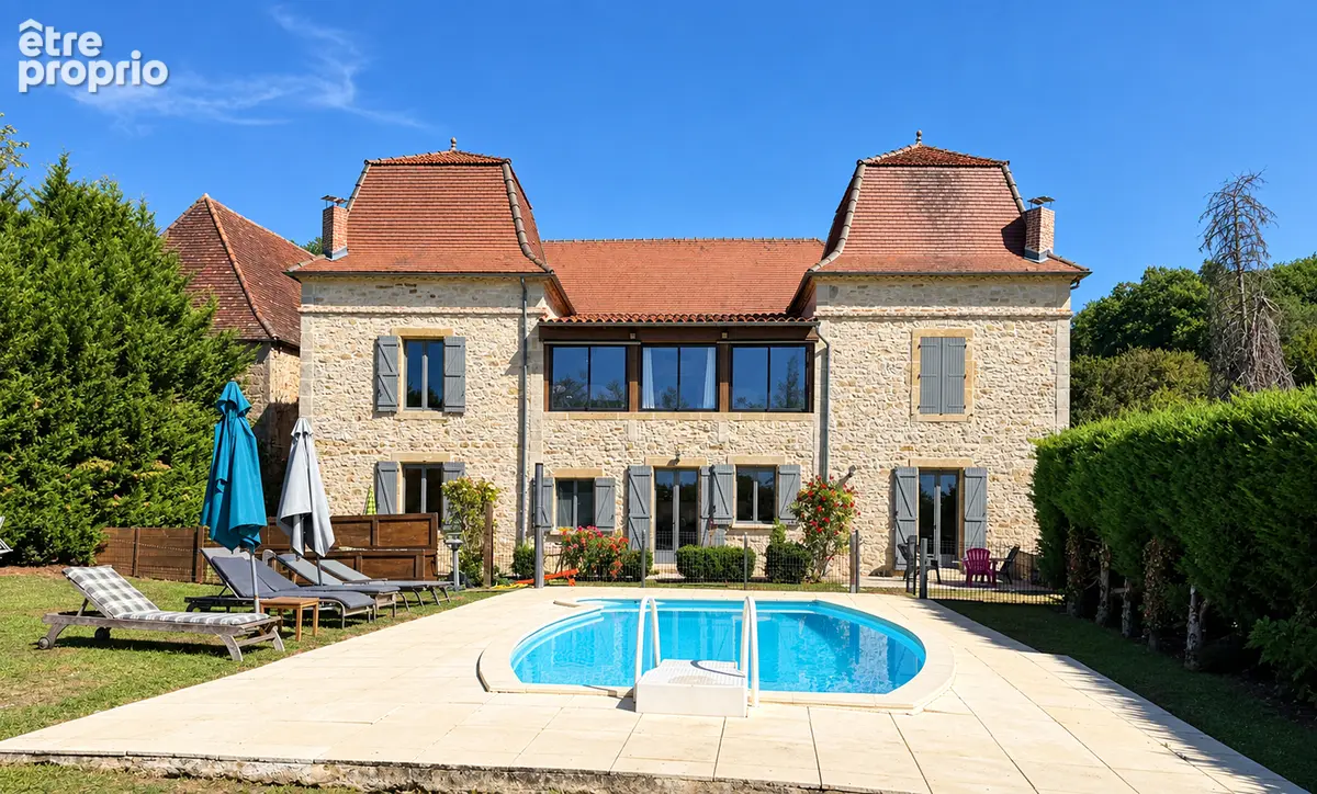 Maison à LISSAC-ET-MOURET