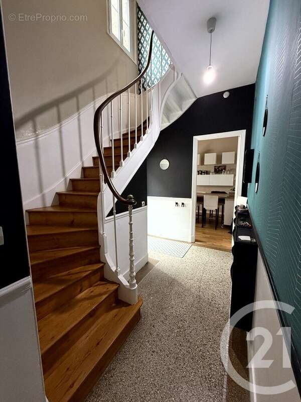 Maison à SAINT-QUENTIN