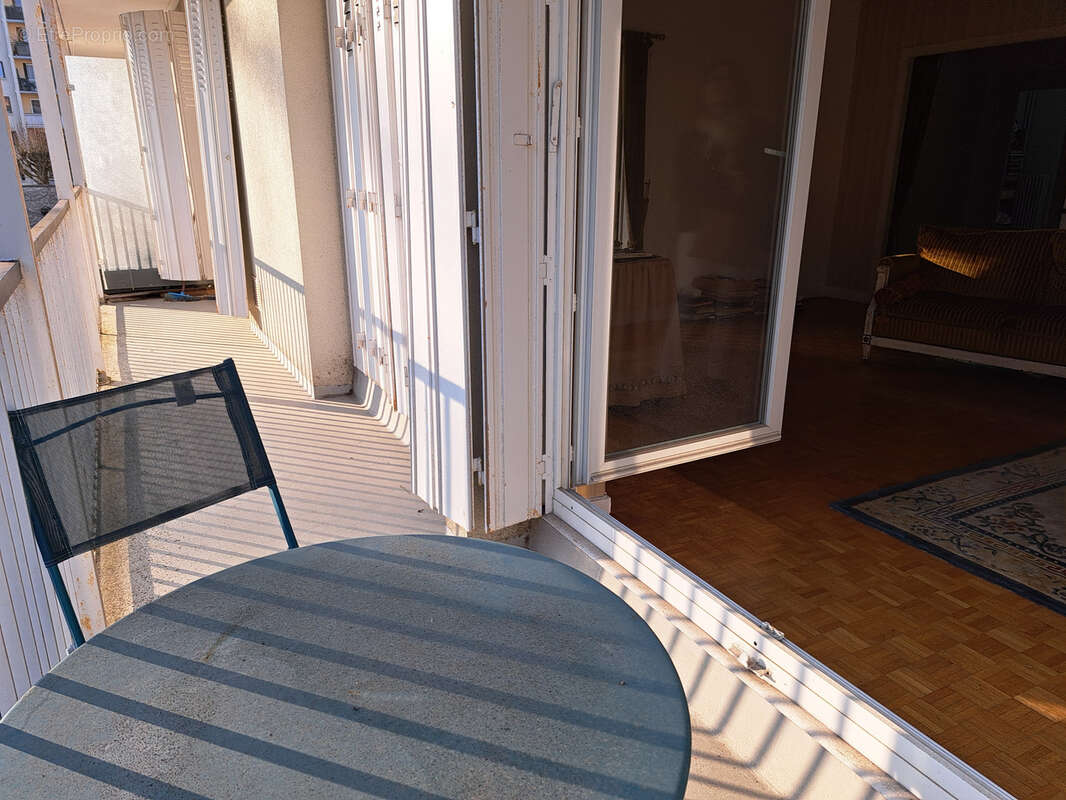 Appartement à VERSAILLES