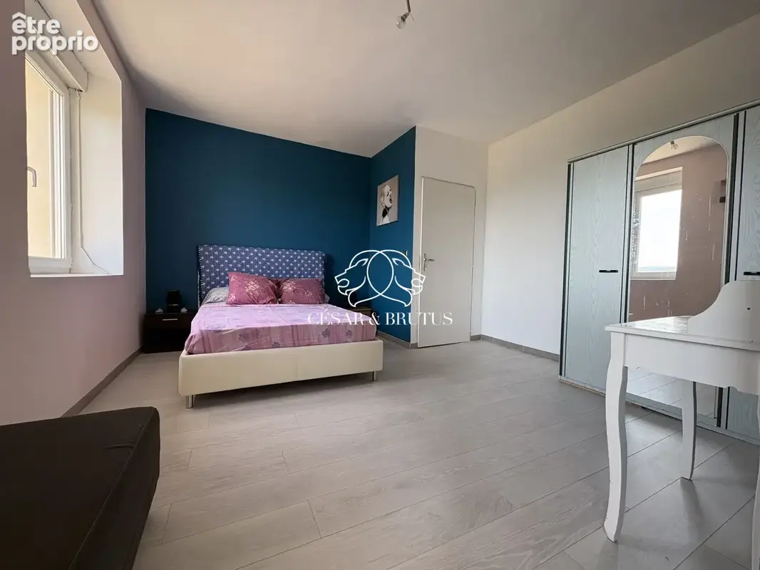 Chambre 1 T5