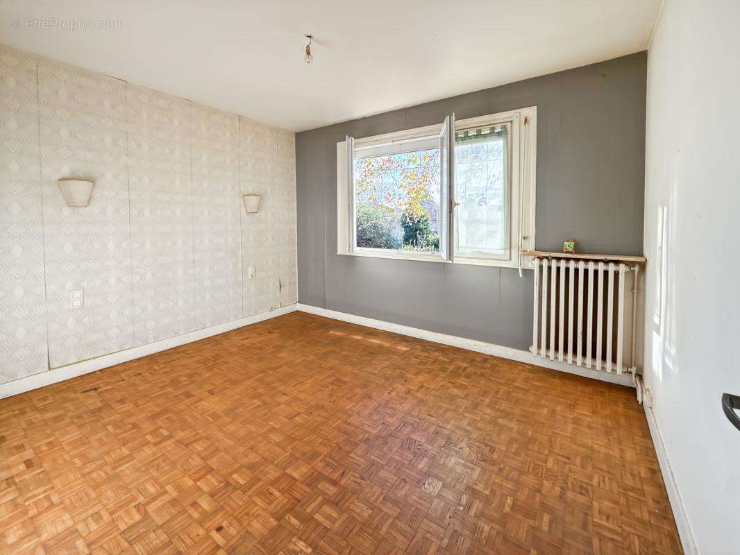 Maison à RAZAC-SUR-L'ISLE