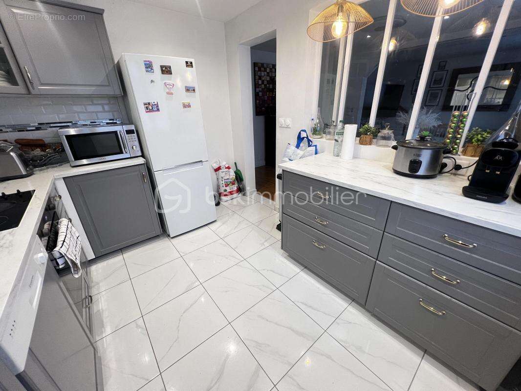 Maison à BONNEUIL-SUR-MARNE