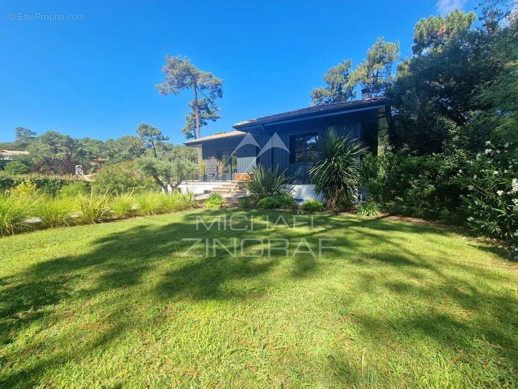 Maison à LE BOUSCAT