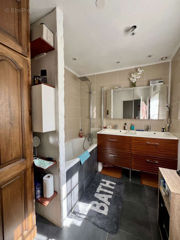 Maison à SARTROUVILLE