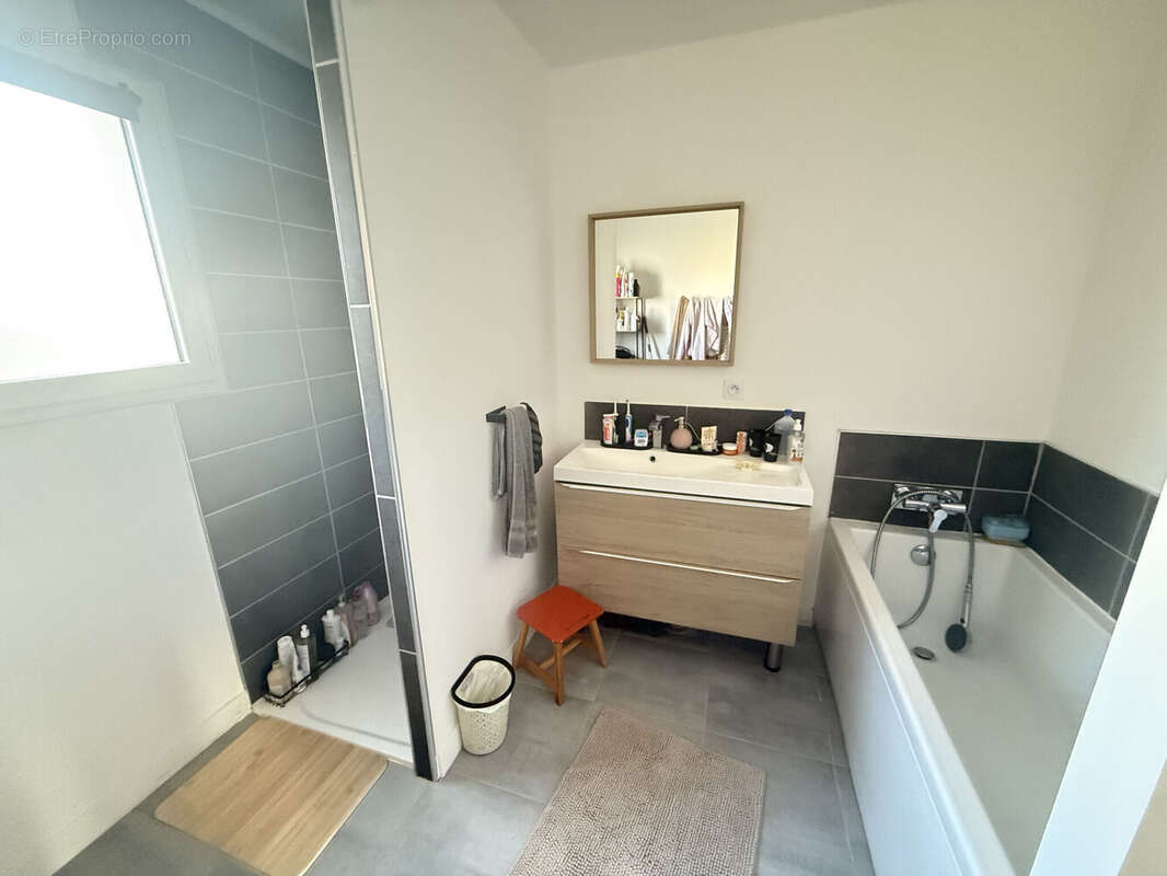 Photo 6 - Maison à LONGEVES