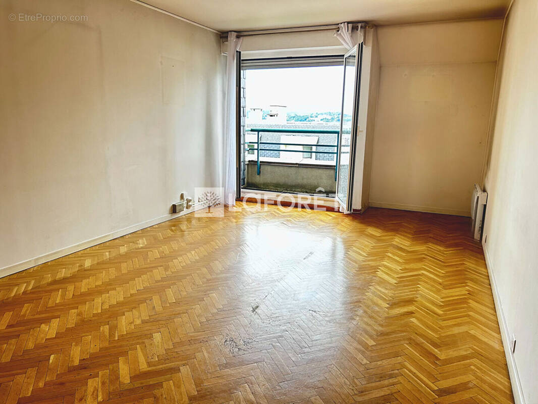 Appartement à SAINT-CLOUD