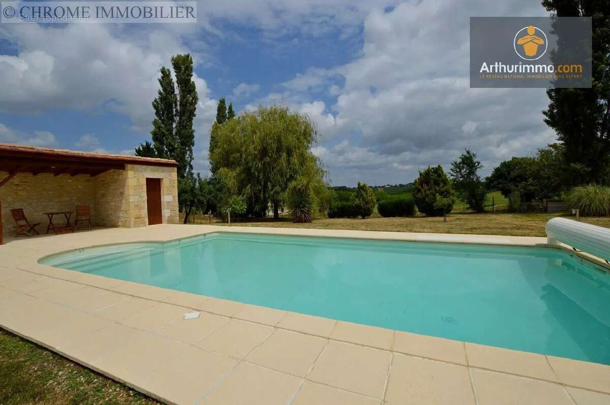Maison à LANDERROUAT