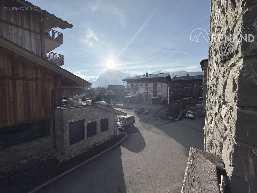 vue depuis le balcon exposé Sud - Appartement à CLUSES