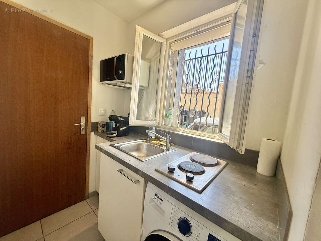 Appartement à MARSEILLE-3E