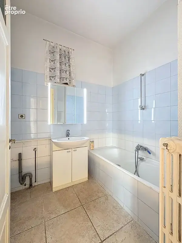 T4 de 93 m², vue magnifique sur le château! - photo 12