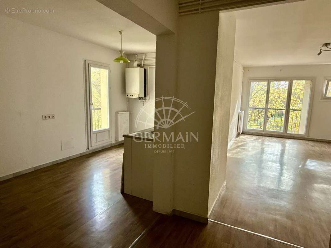 Appartement à L&#039;ISLE-SUR-LA-SORGUE