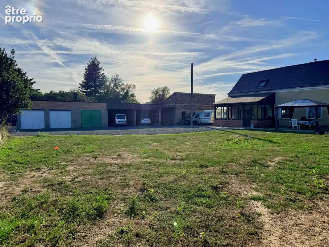 Les Rairies, Maison 6 chambres sur grand terrain clos avec garages et dépendances - photo 14