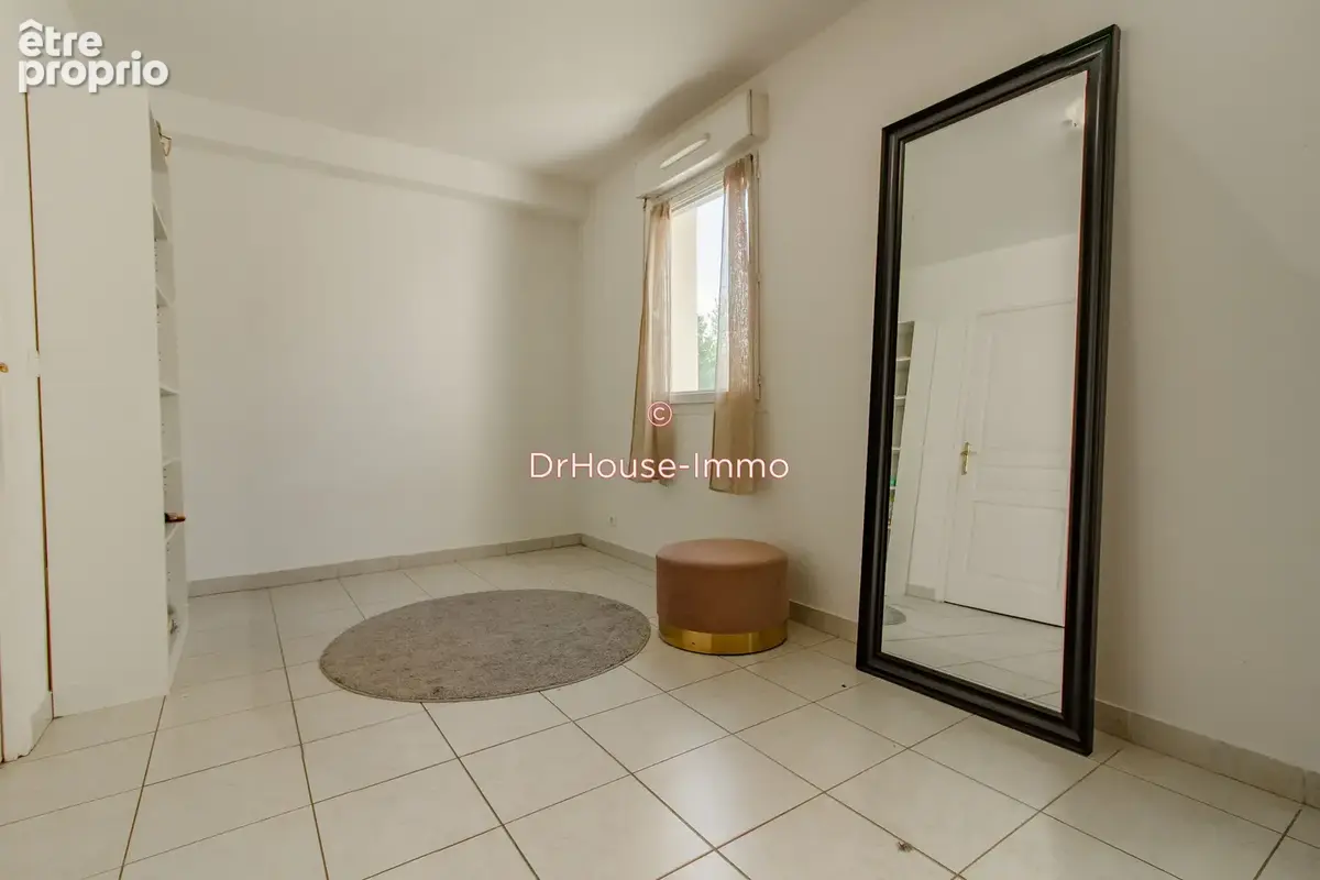 Appartement 1 pièce 25 m² à vendre à Aubergenville (78410) - photo 5