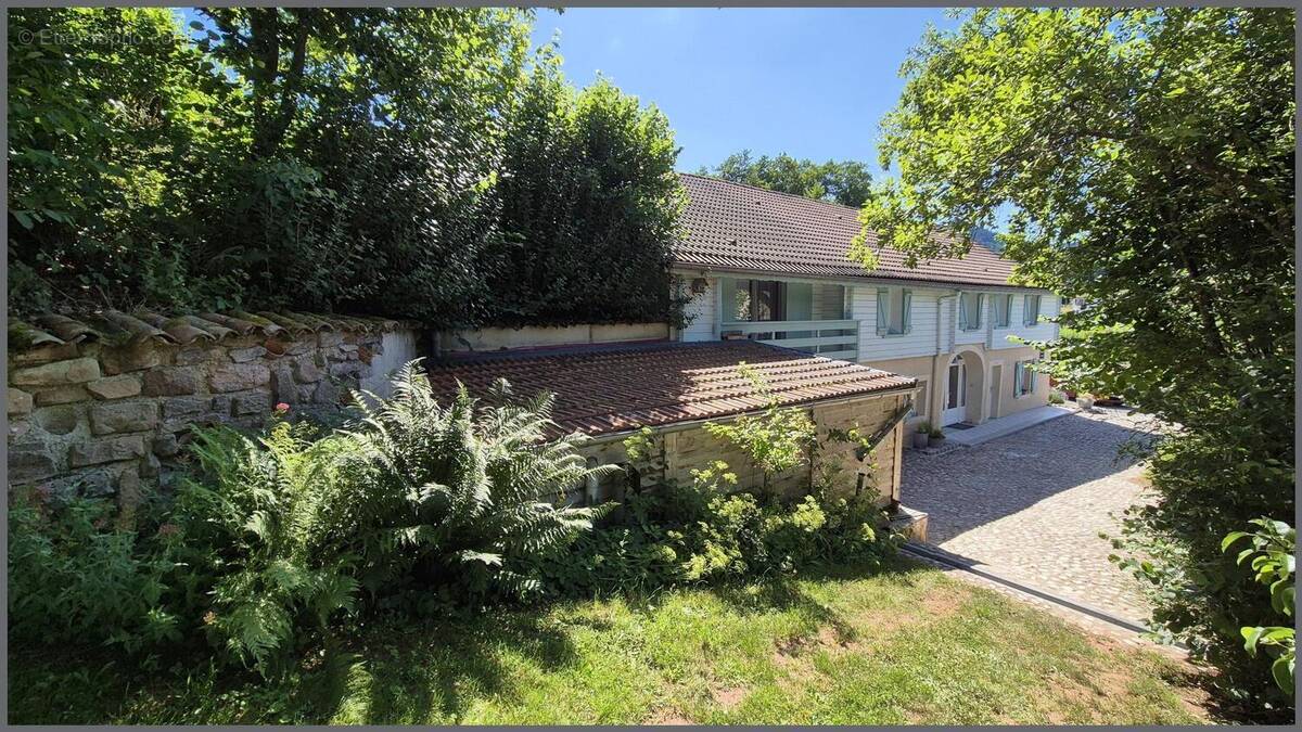 Photo 1 - Maison à TAINTRUX