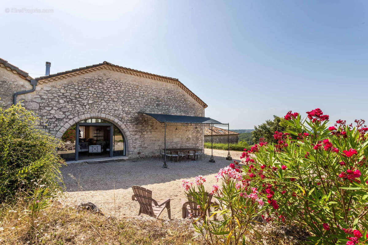 Maison à LAUZERTE