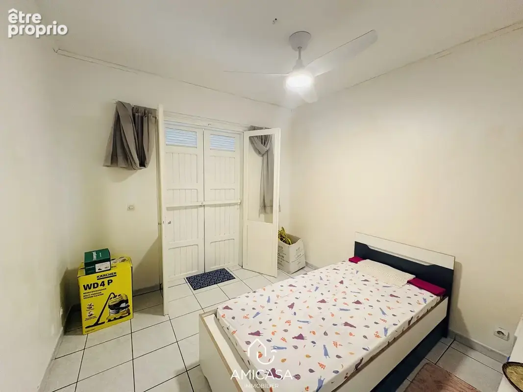 La possession (reunion) - immeuble de rapport avec 1t4 + 3 locaux commerciaux - photo 6