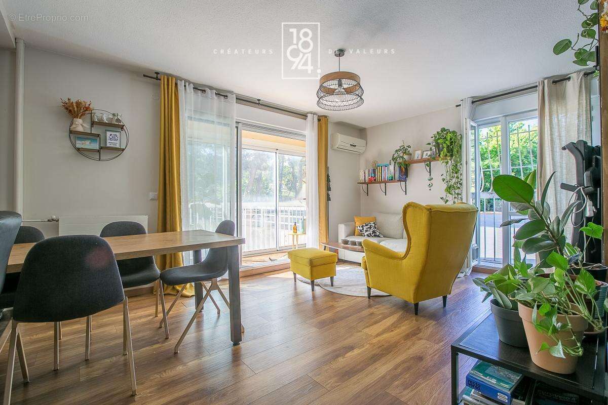 Appartement à MARSEILLE-10E