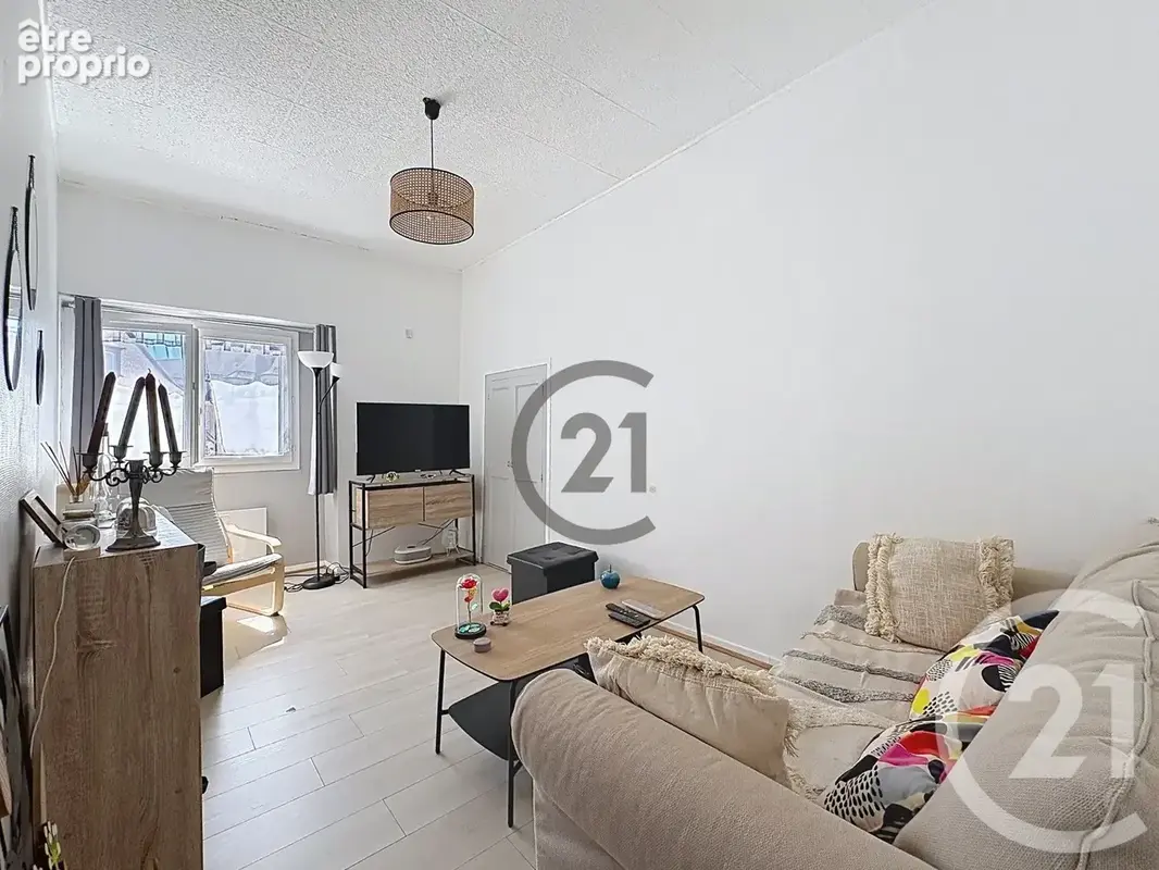 Appartement à BRIE-COMTE-ROBERT