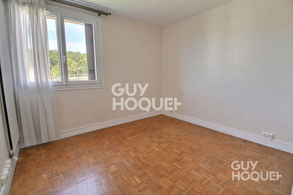 Appartement à CHAVILLE