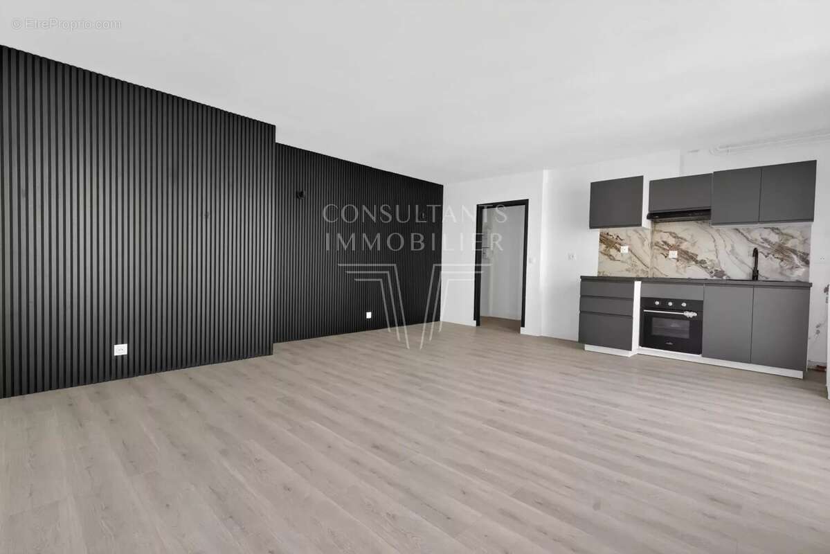 Appartement à LEVALLOIS-PERRET