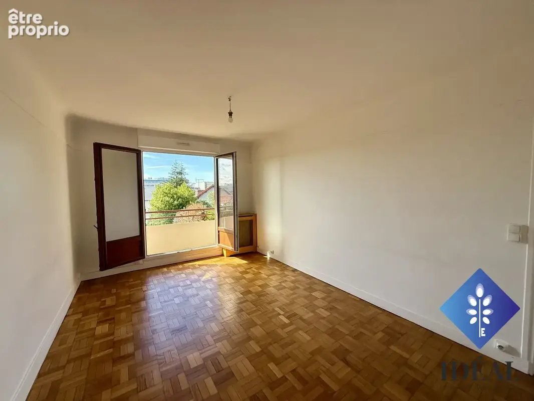 Appartement 3 pièces 63 m² à vendre à Creteil (94000) - photo 3
