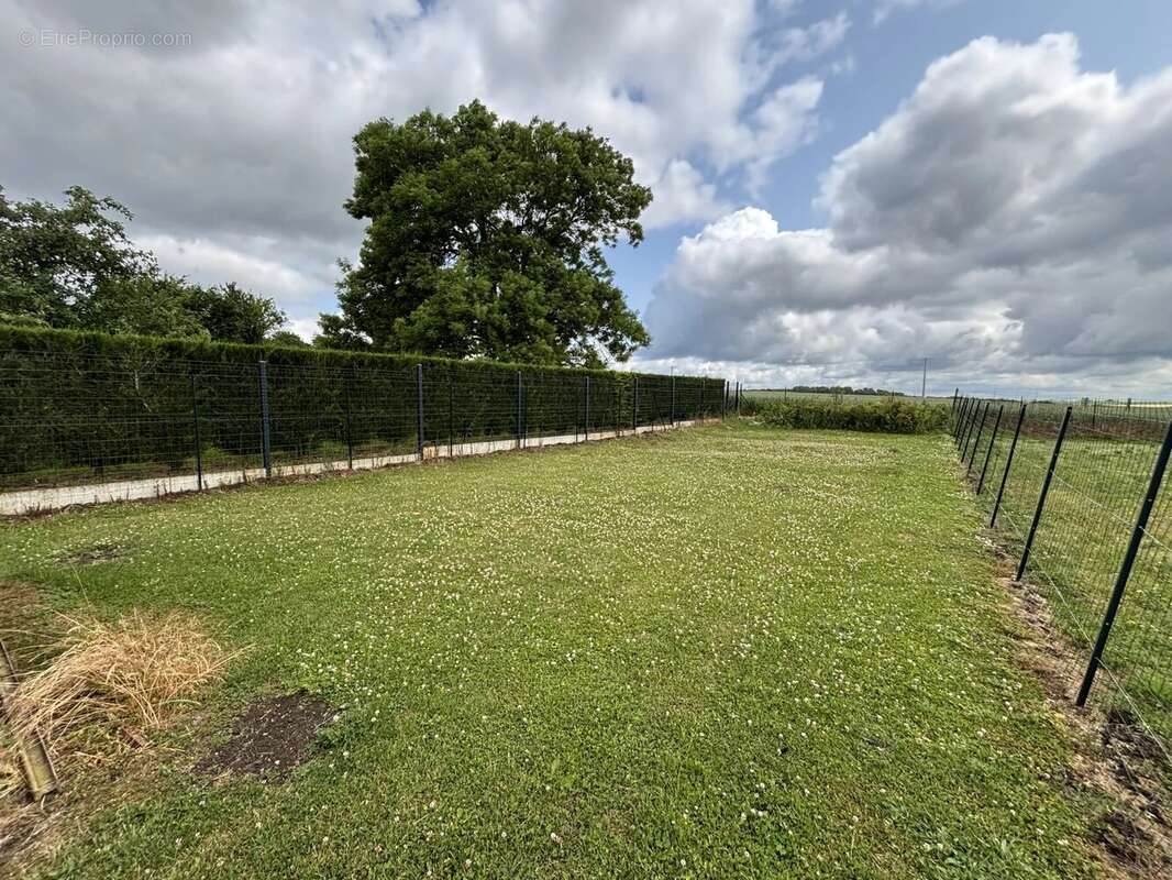 Maison à METZ-EN-COUTURE