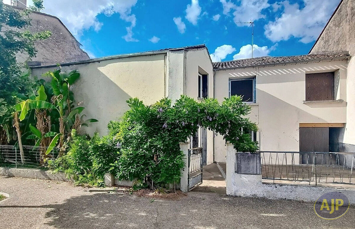 Maison à SAINT-ANTOINE-DE-BREUILH