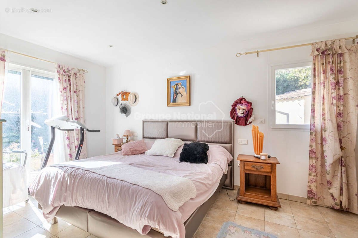 Maison à ENSUES-LA-REDONNE