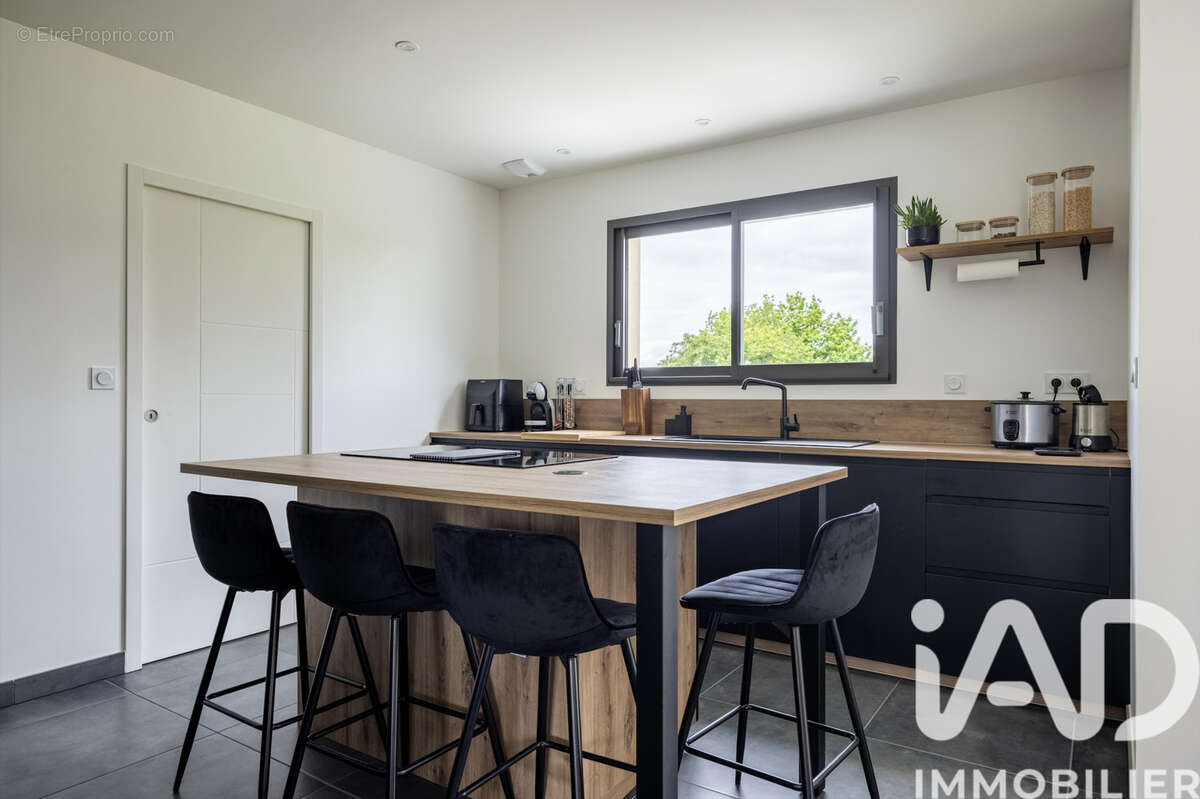 Maison 120 m² à Marce  - photo 5