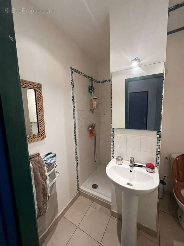 Appartement t2 centre ville martigues jonquieres - photo 4