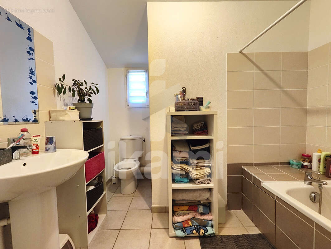 Maison à VILLEVOCANCE