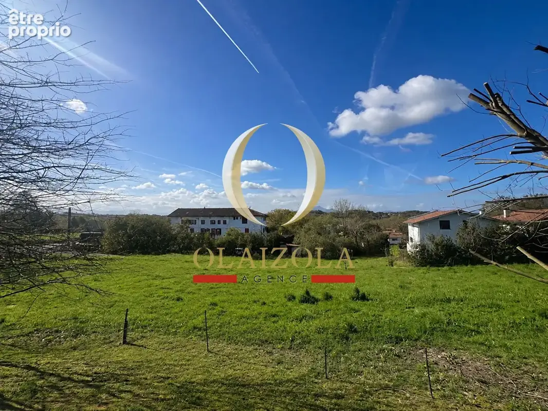BIDART - Terrain de 1 000 m² avec vue montagne dans un secteur calme - photo 2