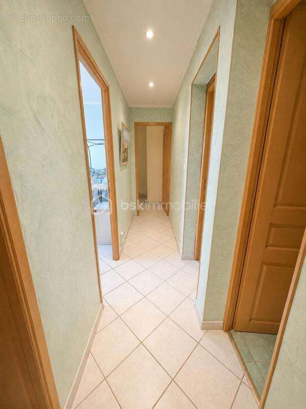 Appartement à MARSEILLE-12E