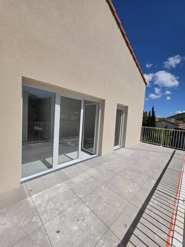 Appartement à MARSEILLE-11E