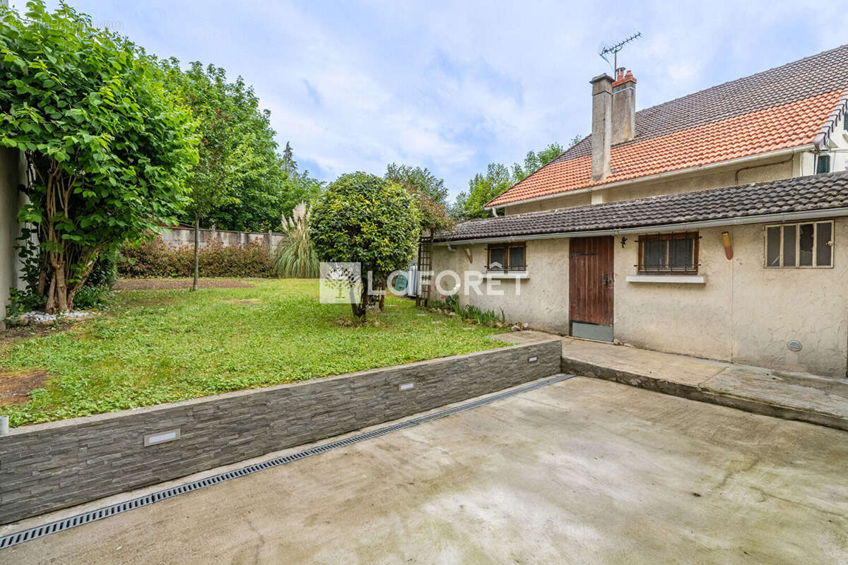 Maison à CONFLANS-SAINTE-HONORINE