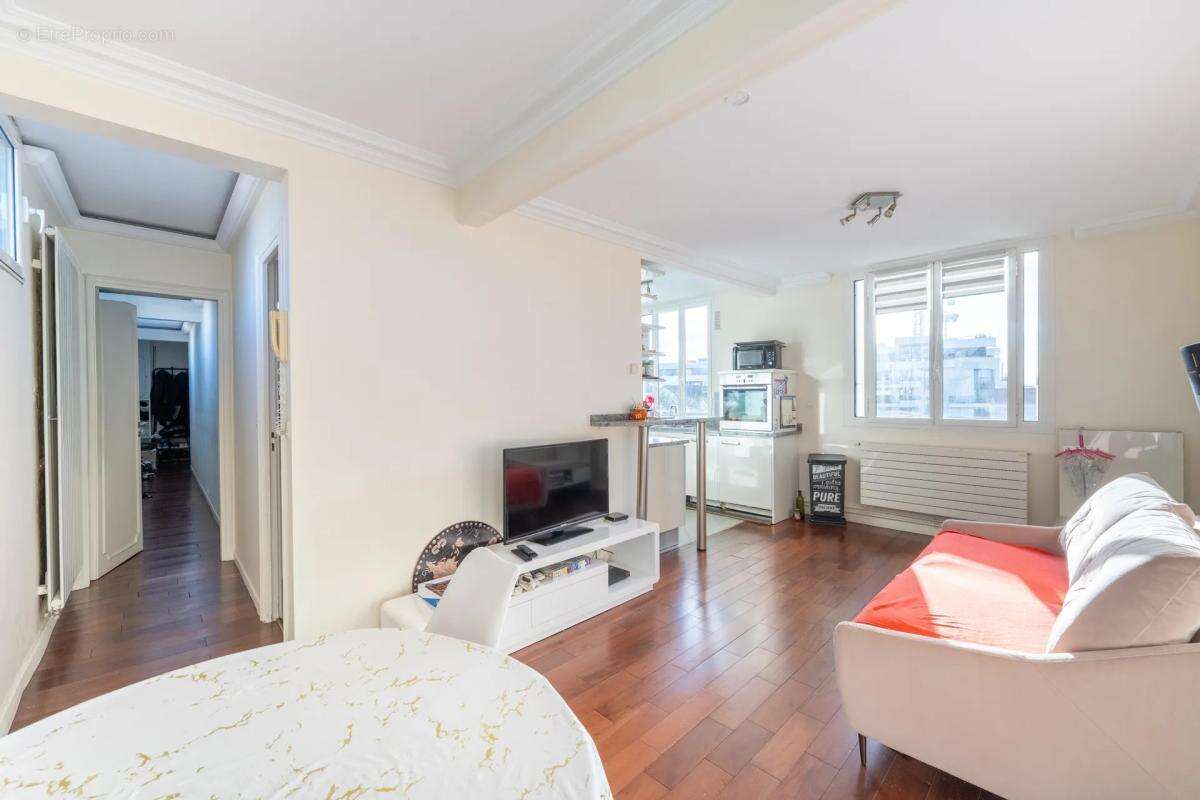 Appartement à COLOMBES