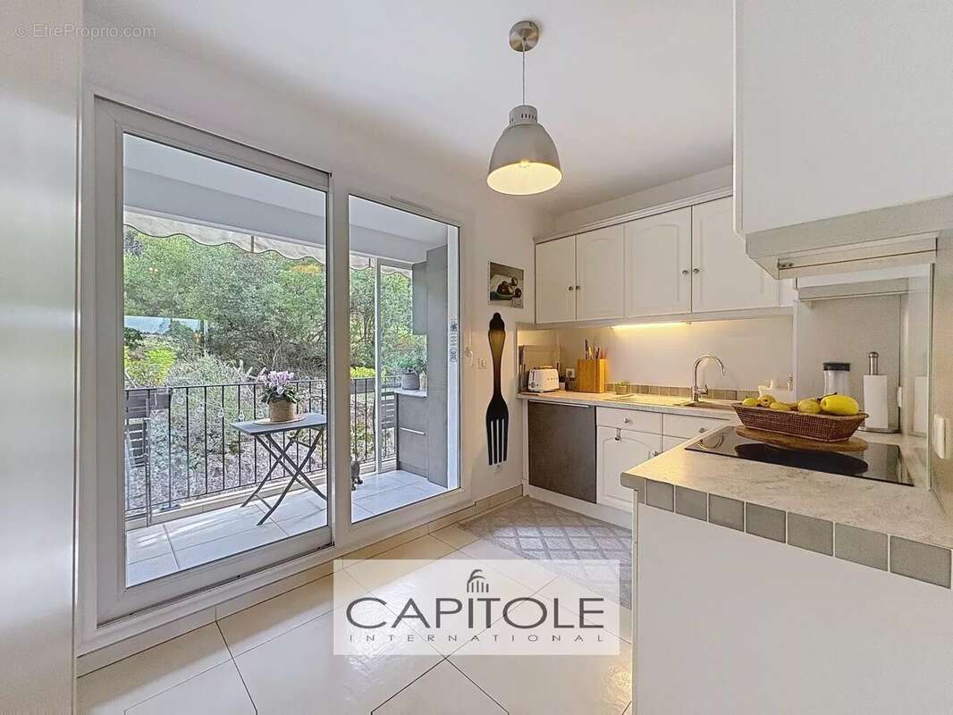 Appartement à VILLENEUVE-LOUBET