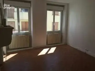 Appartement 192 m² à Saint-Etienne  - photo 2