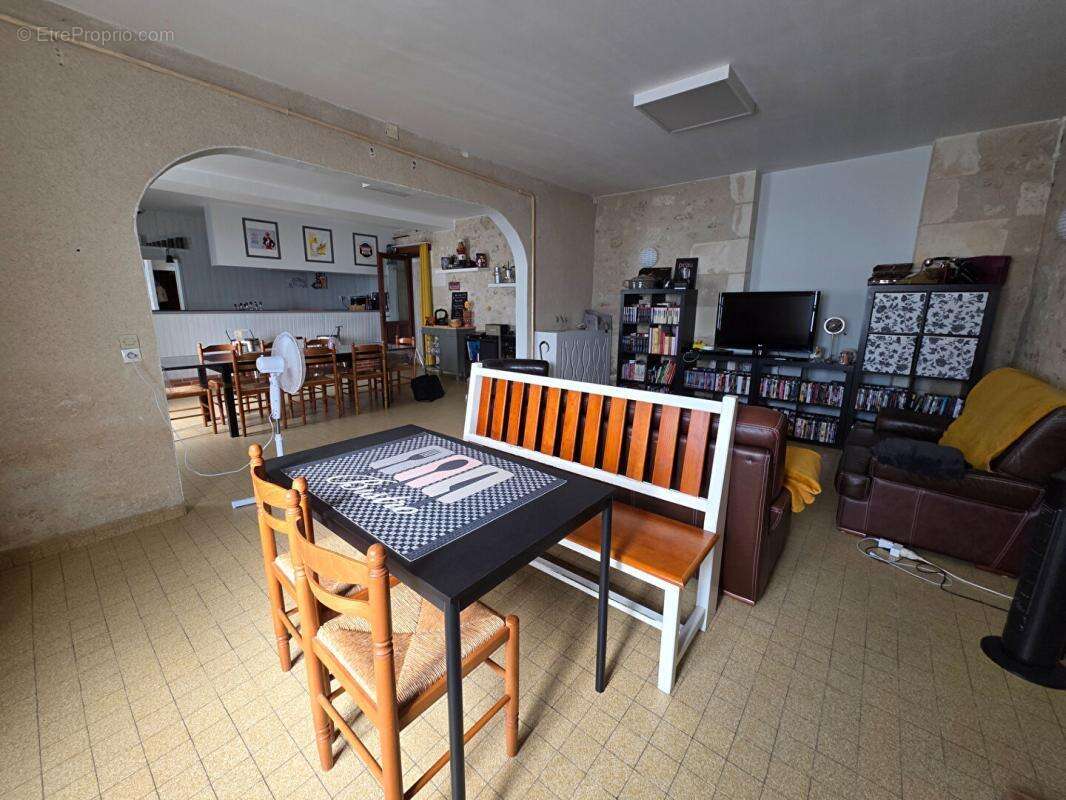 Maison Saint Senoch 11 pièce(s) 307 m2 - photo 4