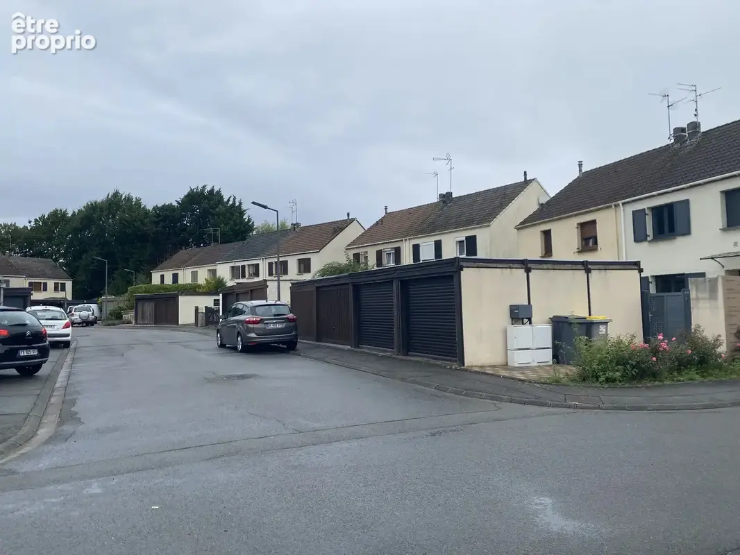LYS-Lez-LANNOY, maison 3 façades avec double garage - photo 15